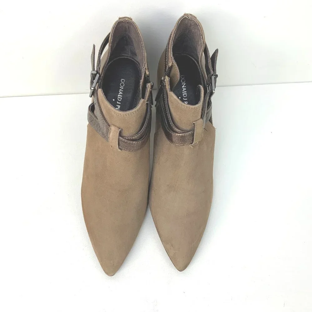 Donald J Pliner Tamy Pointed Toe Suede Ankle Boots Heels Size 9.5 - Picture 7 of 16